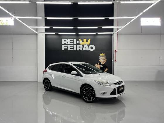 FORD FOCUS 2.0 TITANIUM PLUS SEDAN 16V FLEX 4P POWERSHIFT